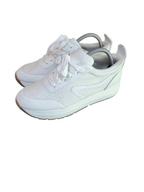 Steve Madden Caroline Trainer Sport Sneaker